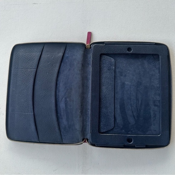 SMYTHSON Leather iPad Case 9.7” Fuschia Goatskin Zip Closure - Picture 10 of 14